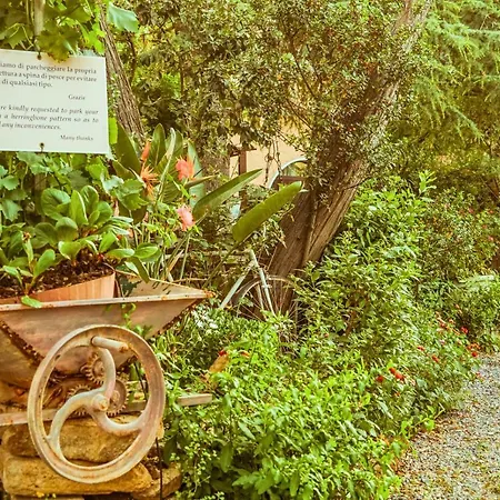 Sa Bratza Vacanze Guest house Domus De Maria