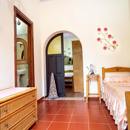 Guest house Sa Bratza Vacanze *