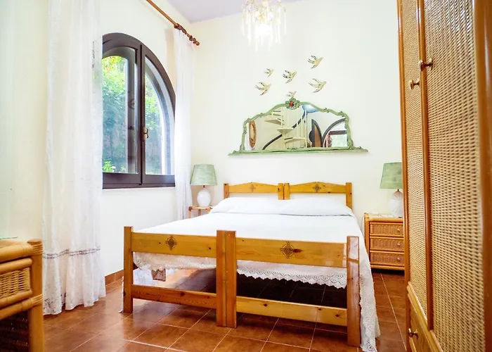 Sa Bratza Vacanze Domus De Maria